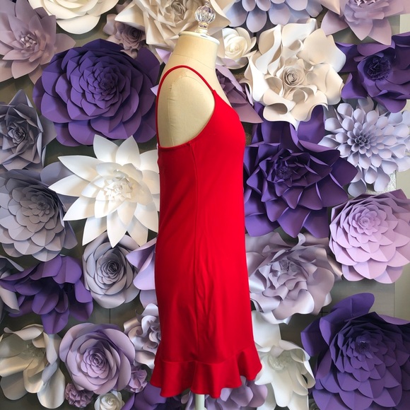 Red dress - Picture 2 of 3